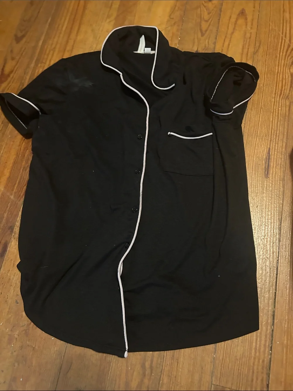 Men's Black Short-Sleeve Button-Down Shirt with White Piping